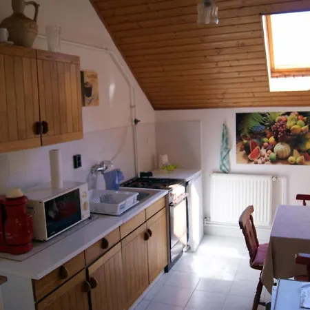 Familia Vendeghaz Vendégház Balatonfüred